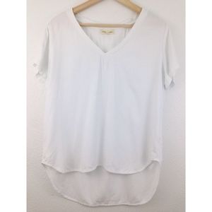 Anthropologie Tops - Anthro | Cloth & Stone Hi-Low, White V-Neck Anthropologie Tops - Anthro | Cloth & Stone Hi-Low, White V-Neck